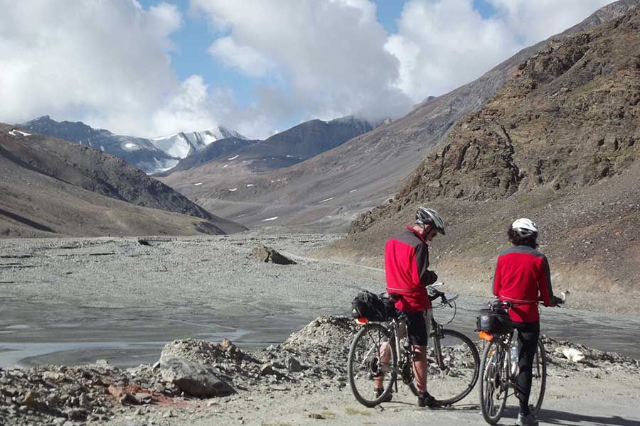 Adventurous Mountain Biking Tour